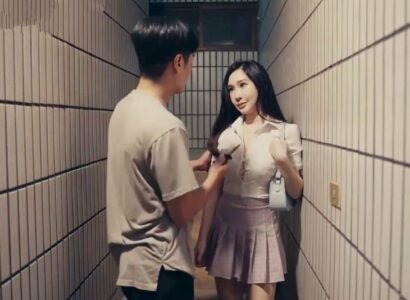 clip sex ha linh Chồng dẫn vợ đi khám phụ khoa gặp phải bác sĩ nam biến thái